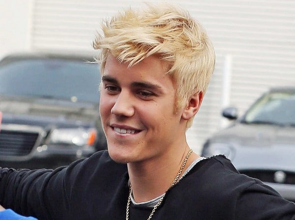 Justin Bieber Short Blonde Hairstyle
