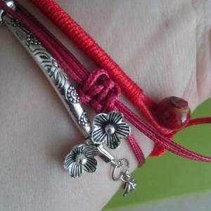 Red String Bracelet Reviews