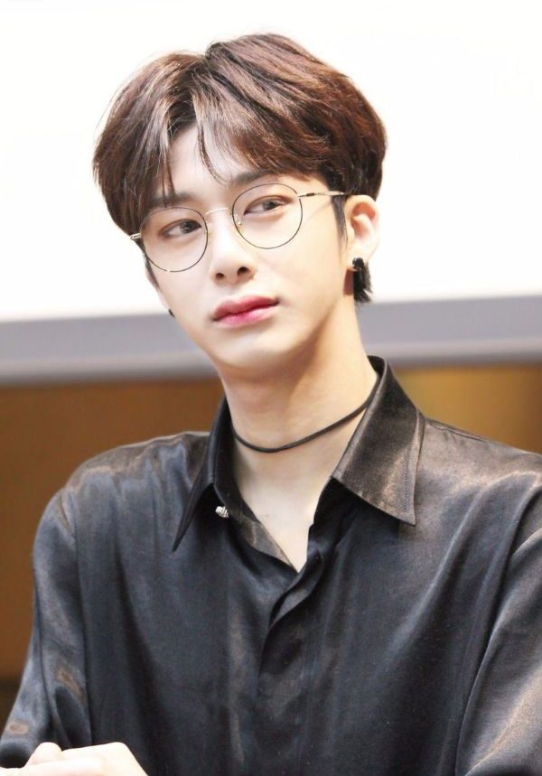 Boy Korean Hairstyle With Bangs 2018